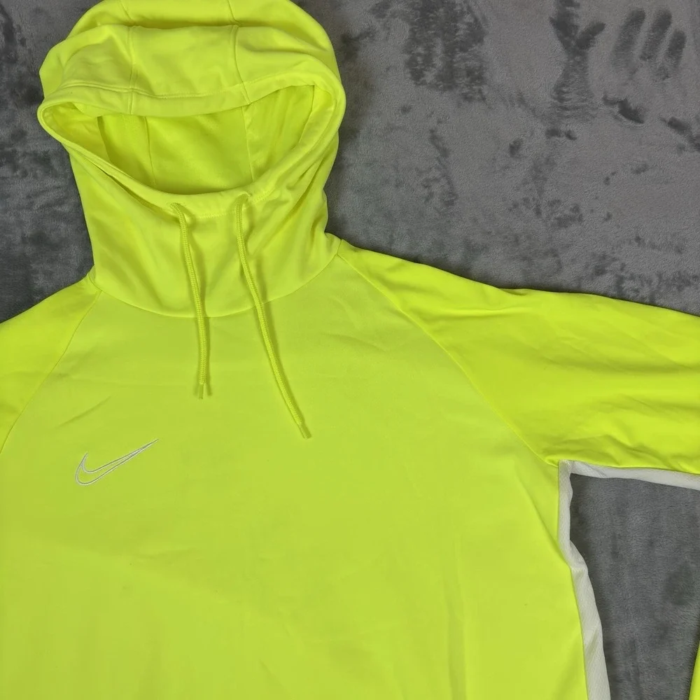 Nike Dri-Fit Running Hoodie Mens Medium Moch Neck Warm AJ9183 Yellow